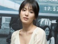 新版《水浒》潘金莲不洗澡不脱衣，理由是尊重原著