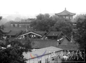 2011年8月，晋翼会馆已建设完毕。曾一智 摄
