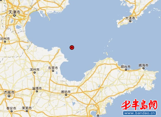 据山东省地震台网测定，2012年1月1日19时50分在山东省烟台市莱州市发生ML3.2级地震，震中位于：北纬37.11度，东经119.99度。