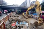 南昌解放路立交桥挡阻墙坍塌 预计20天后能修复