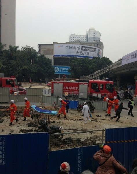 南宁地铁塌方报道有误，发生塌方事故的是南宁市政污水管线工地