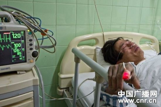 南宁地铁塌方报道有误，发生塌方事故的是南宁市政污水管线工地