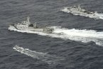 钓鱼岛海监船驱逐日本渔船 中国海监船在钓鱼岛维权