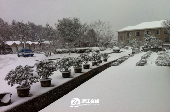 浙江下雪了，2013年冬季浙江湖州安吉第一场雪