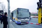 北京公交车自燃 3月17日北京前门东大街44外路公交车
