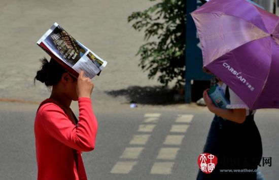郑州入夏后迎来高温日，5月20日最高温36.5℃。