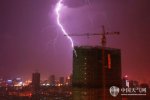 南宁雷阵雨 6月21日广西南宁雷雨大风强对流天气