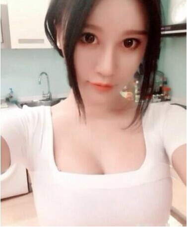 北师大?；ǚ嵴掌?长得像范冰冰和周海媚