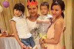 田亮二胎儿子曝光 田亮生日一家四口合影