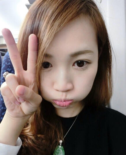 王宝强?；ɡ掀派拐? /><br />
王宝强校花老婆晒照</p>
<p style=