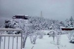 四川峨眉山大雪 3月底了峨眉山景区下这么大雪