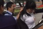 自解衣扣称交警非礼 湖南女子在温州妨碍公务被刑拘