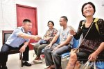 校花失踪变流浪女 四川一名昔日?；ㄊё俦淞骼伺? class=