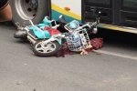 出租车开门撞人 致行人摔倒被撞死