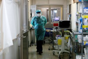 日本Omicron死亡病例创新高 疫情高峰可能持续到4月