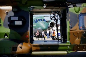 奥地利与巴西航空工业公司在里约防务展上讨论采购