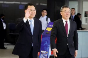 中国新任驻美大使抵达纽约