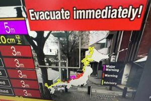 日本强烈地震后的海啸威胁已基本过去