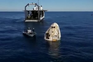 美宇航员滞留太空9个