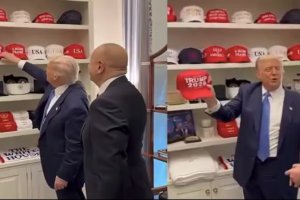 特朗普展示“特朗普